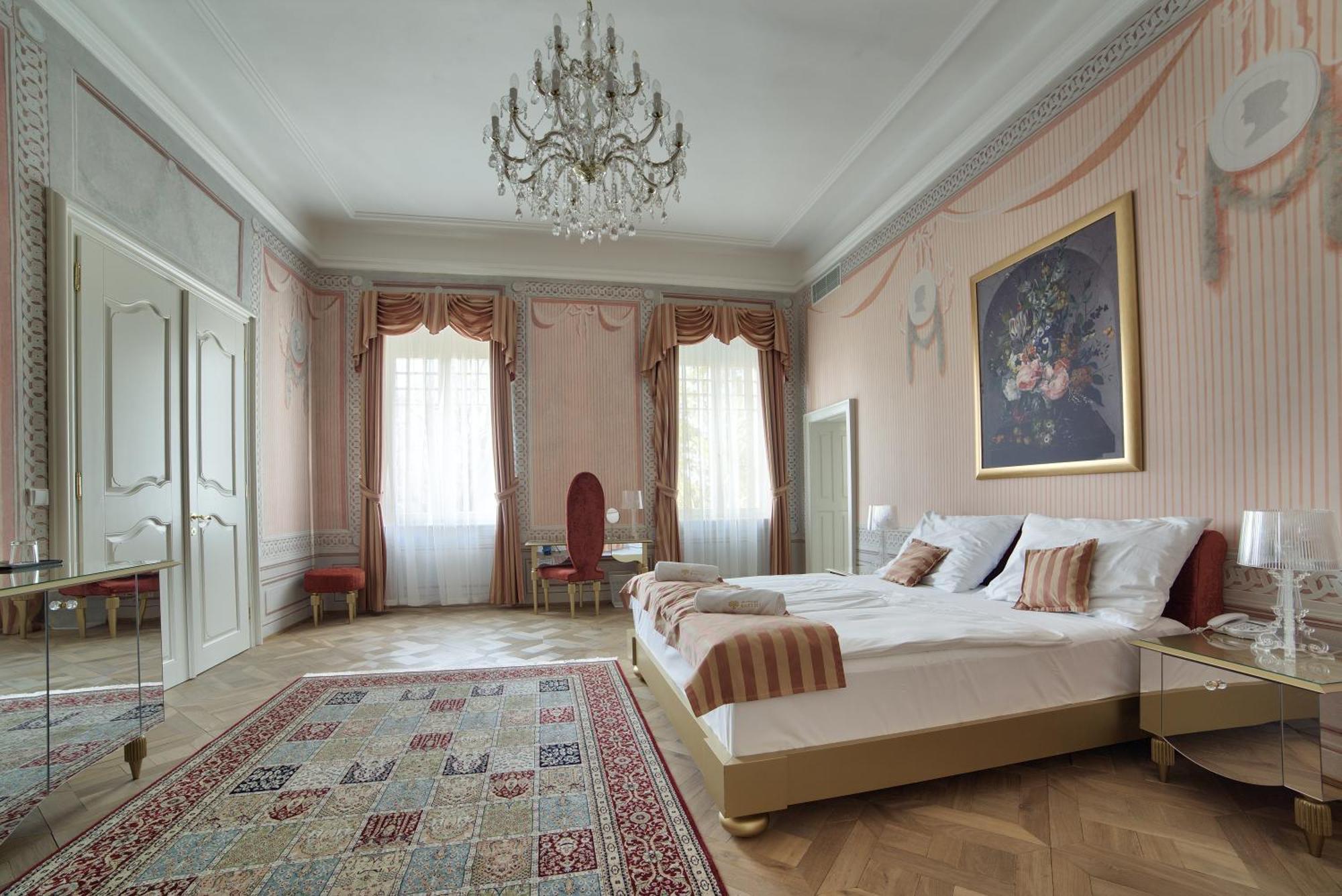 Art Hotel Kastiel Tomášov Habitación foto